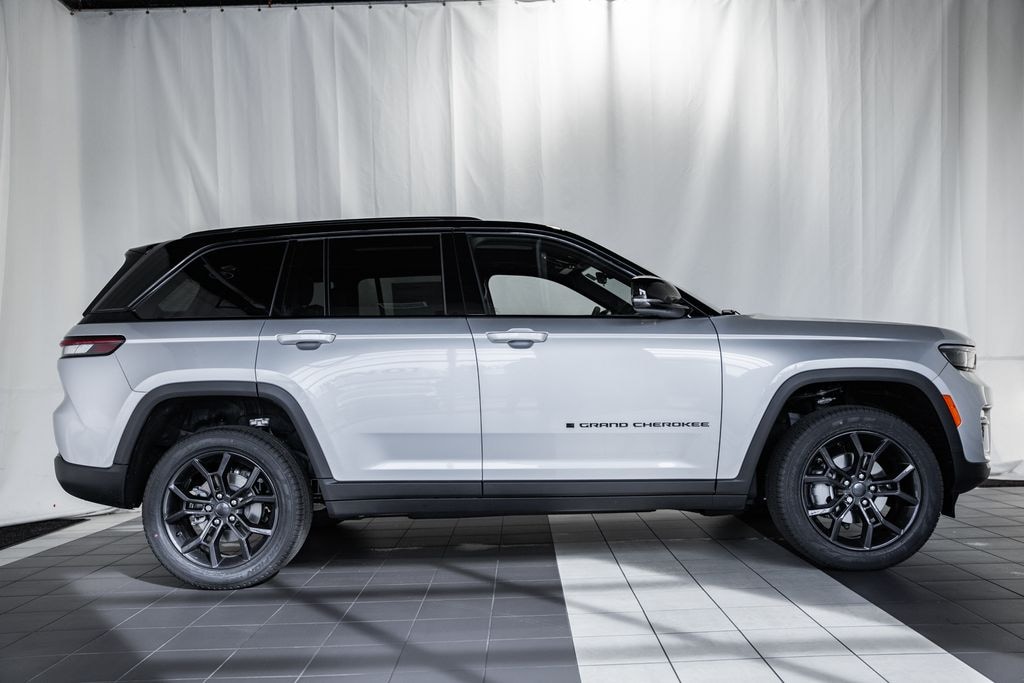 New 2025 Jeep Grand Cherokee Limited Sport Utility