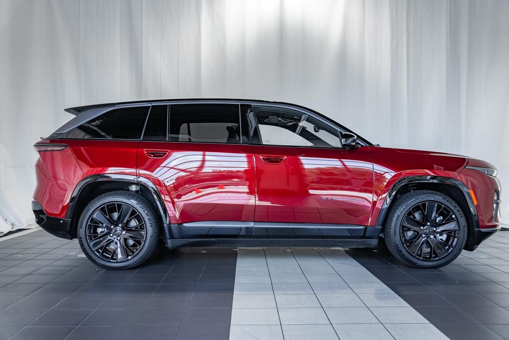 2025 Jeep Wagoneer S Launch Edition photo 3