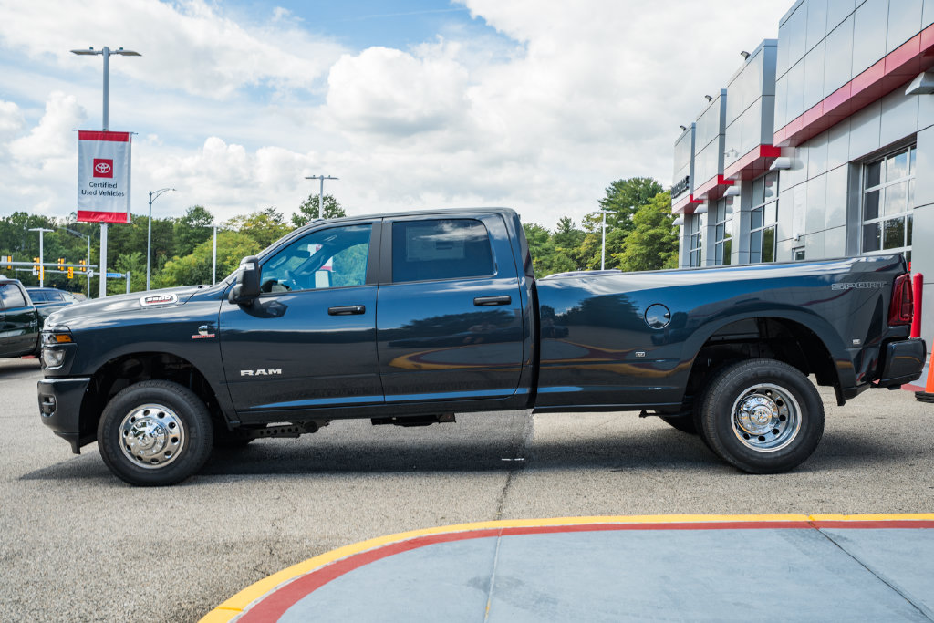 New 2027 Ram 3500 Big Horn Pickup