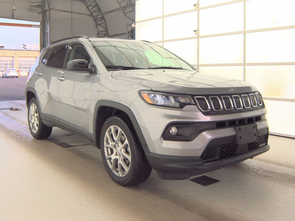 Used 2022 Jeep Compass Latitude Lux SUV