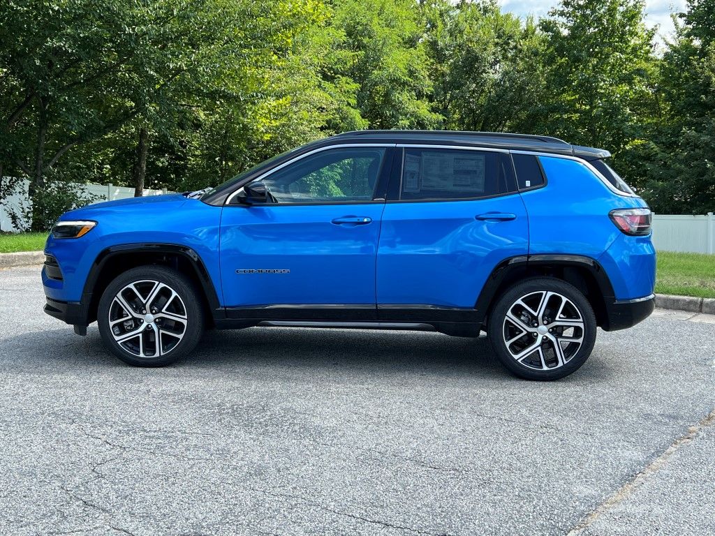 2024 Jeep Compass Limited photo 2