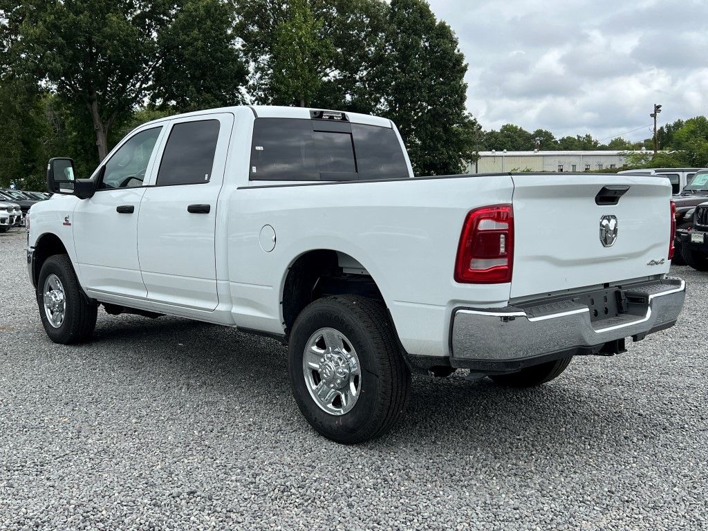 2024 Ram 2500 Tradesman photo 3