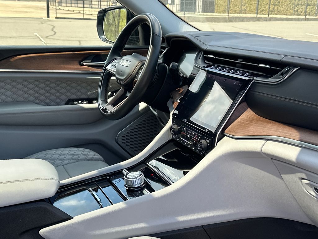 2021 Jeep Grand Cherokee L Summit - Photo 13