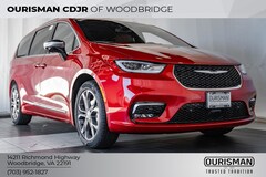 2026 Chrysler Pacifica Pinnacle Passenger Van