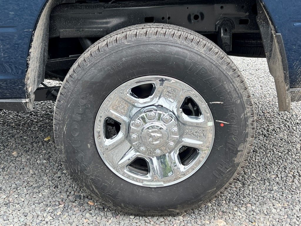 2024 Ram 2500 Tradesman photo 4