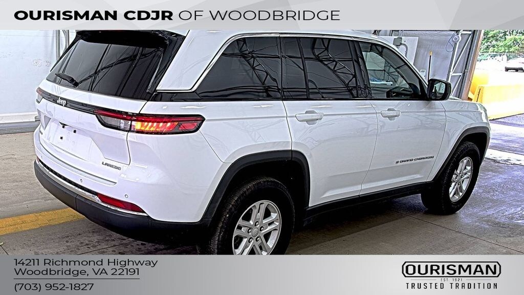 Used 2023 Jeep Grand Cherokee Laredo SUV
