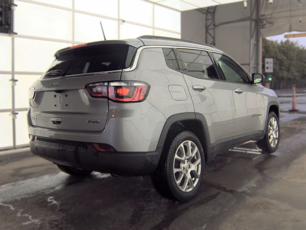 Certified 2023 Jeep Compass Latitude Lux SUV