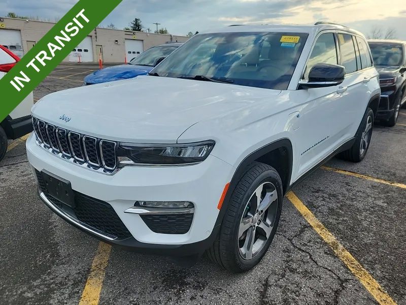 2023 Jeep Grand Cherokee 4xe 4x4's photo