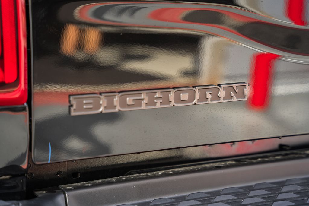 2026 RAM 2500 Big Horn - Photo 9