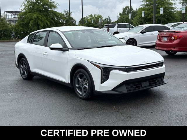 2025 Kia K4 LXS AT's photo
