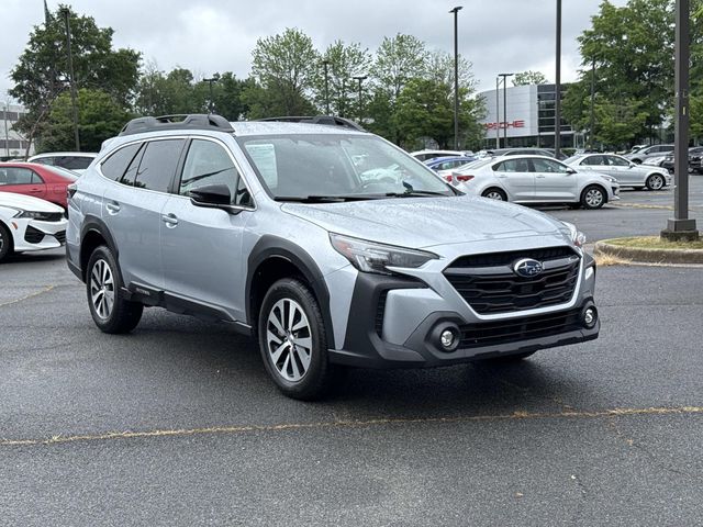 2024 Subaru Outback Premium's photo
