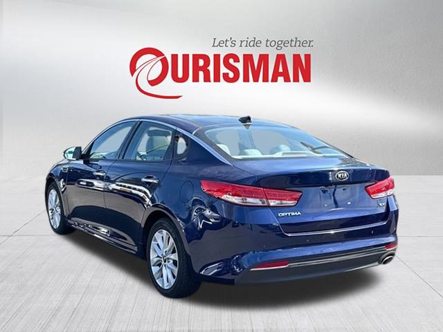 2016 Kia Optima EX photo 3