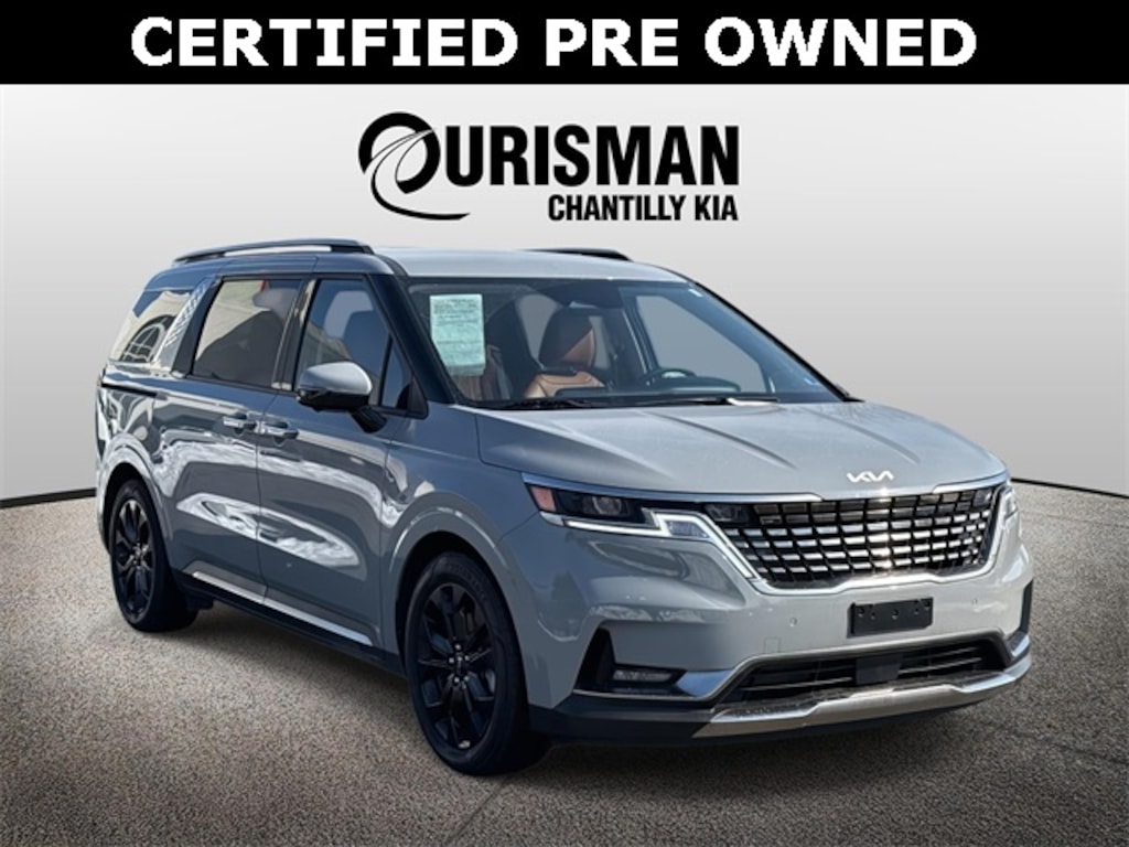 Used 2024 Kia Carnival SX Minivan/Van