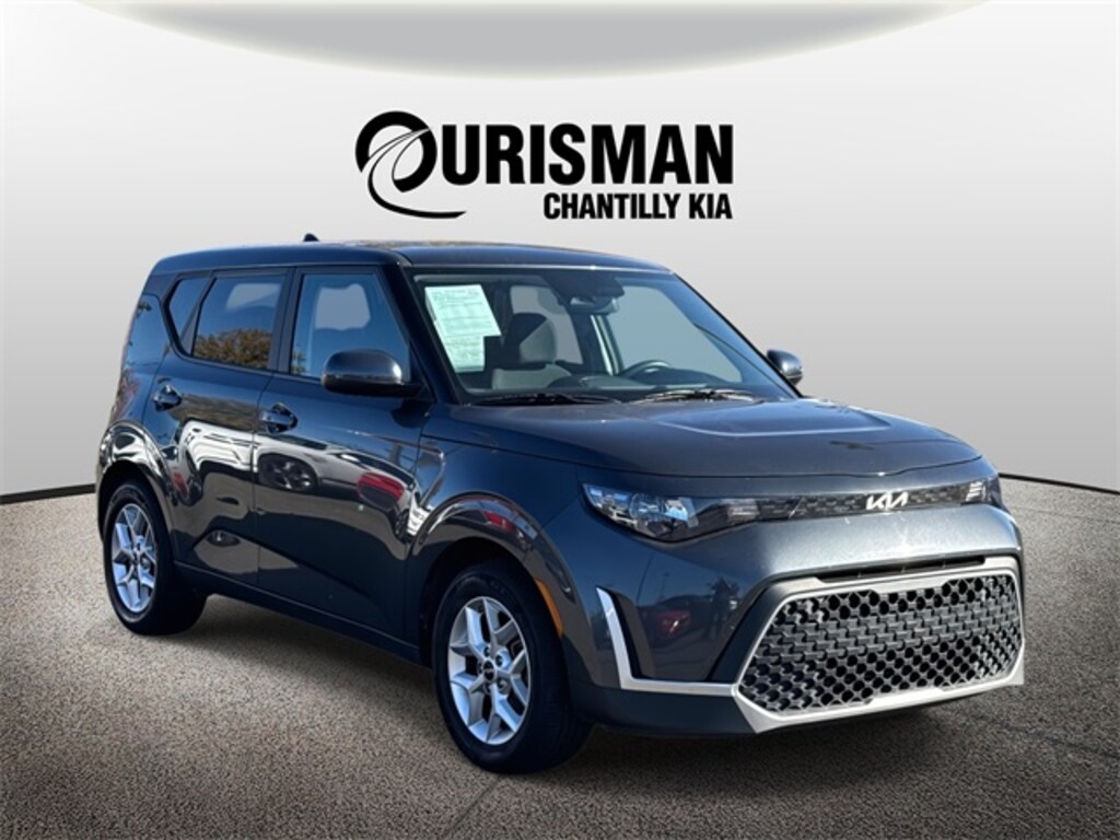 Used 2024 Kia Soul LX Hatchback