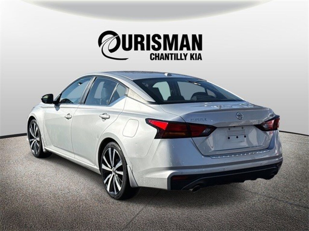 Used 2020 Nissan Altima 2.5 SR Sedan