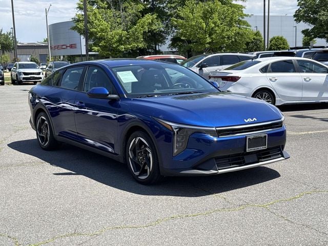 2025 Kia K4 EX AT's photo