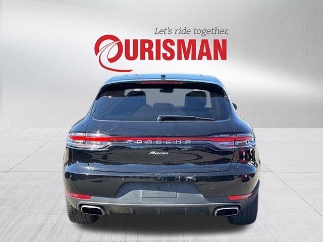 2021 Porsche Macan Base photo 3