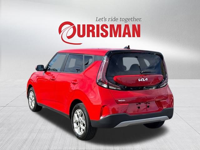 2023 Kia Soul LX photo 4