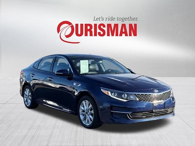 2017 Kia Optima EX's photo