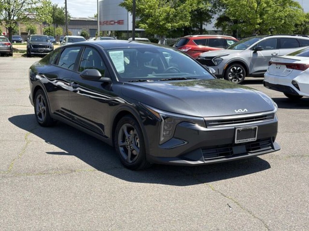 Used 2025 Kia K4 LXS Sedan