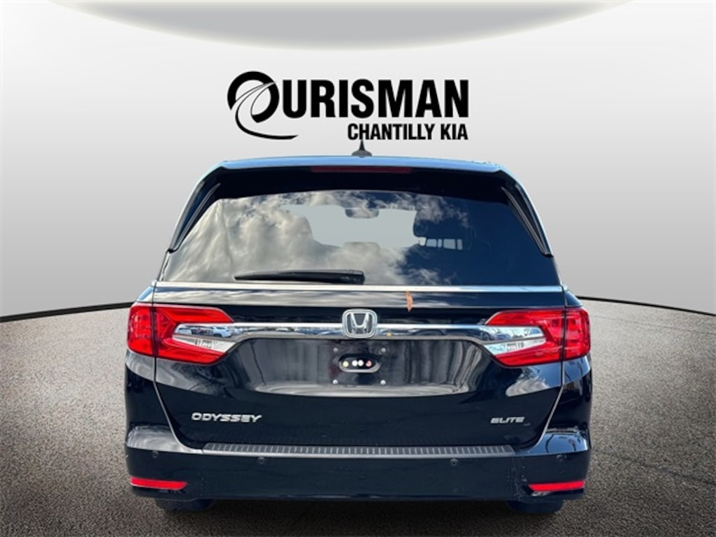 Used 2018 Honda Odyssey Elite Minivan/Van