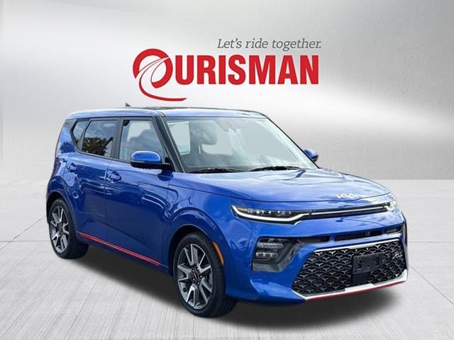 2022 Kia Soul Turbo's photo