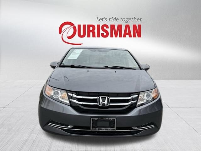 2016 Honda Odyssey EX-L photo 3