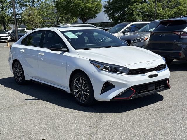 2024 Kia Forte GT-Line AT's photo