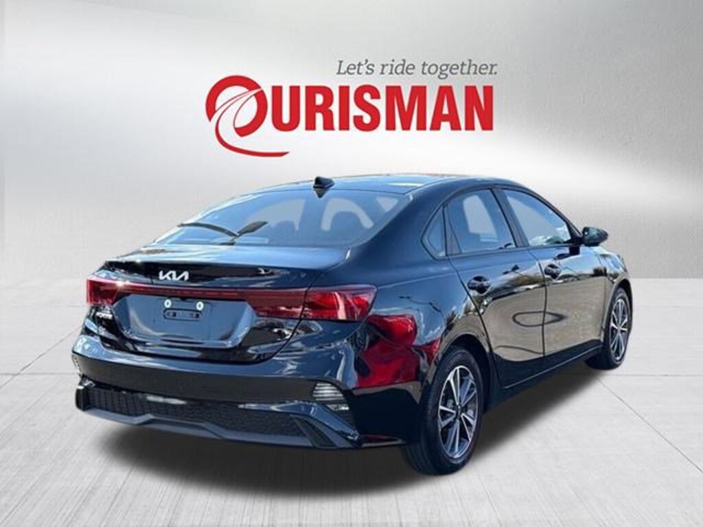 Used 2022 Kia Forte LXS Sedan