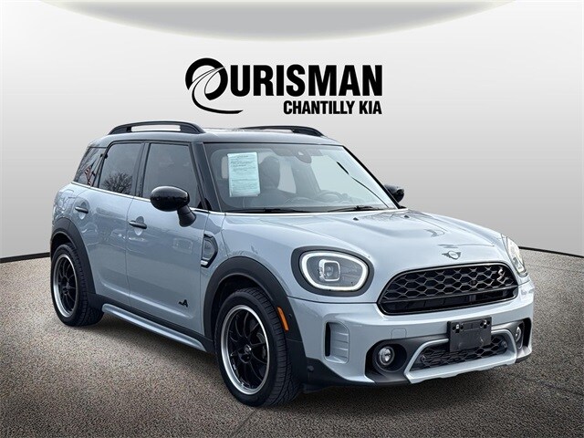 2023 MINI Countryman S's photo