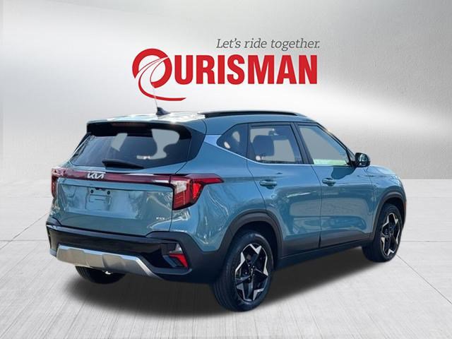 2024 Kia Seltos EX photo 2