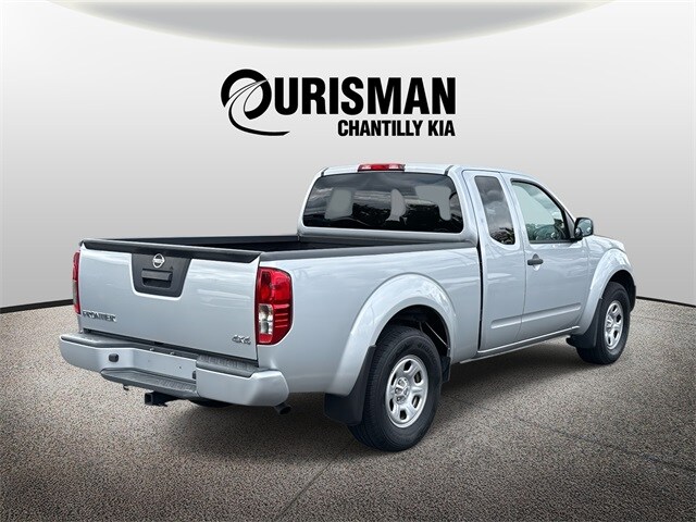 2020 Nissan Frontier S photo 2