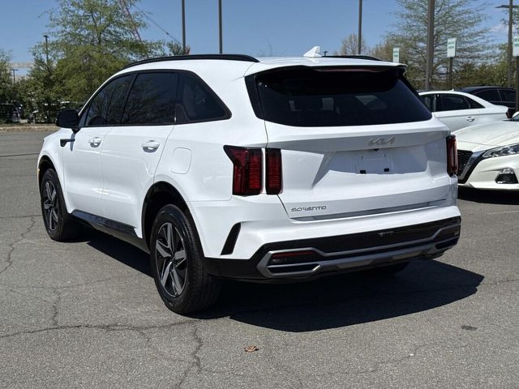 Used 2023 Kia Sorento S SUV