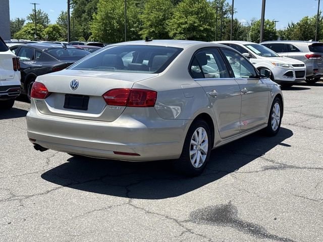 Used 2013 Volkswagen Jetta SE with VIN 3VWDP7AJ6DM270301 for sale in Chantilly, VA