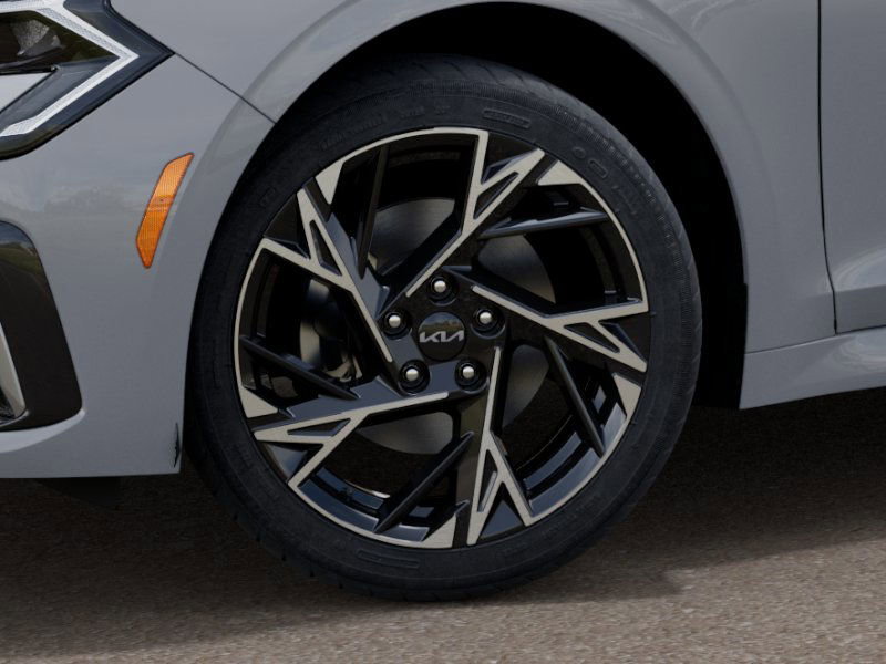 2025 Kia K5 GT-Line photo 2
