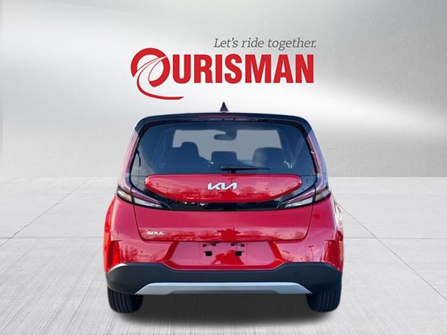2023 Kia Soul LX photo 2