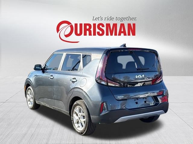 2023 Kia Soul LX photo 4