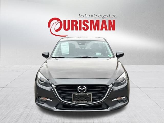 2018 Mazda Mazda3 Grand Touring photo 3