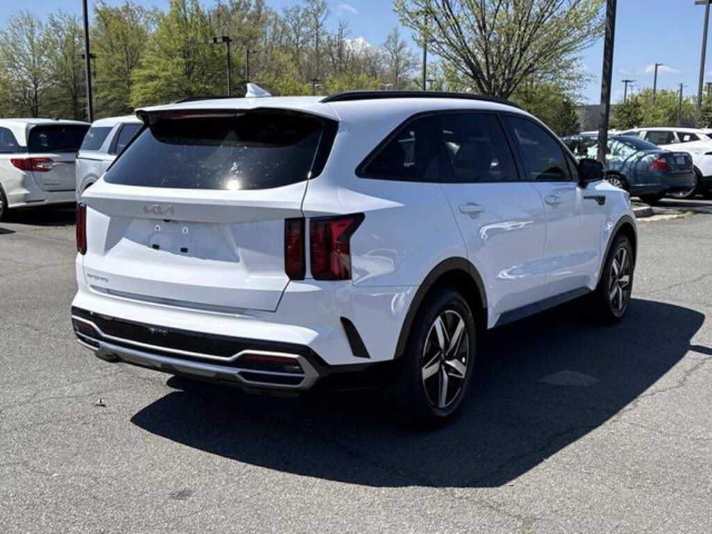 Used 2023 Kia Sorento S SUV