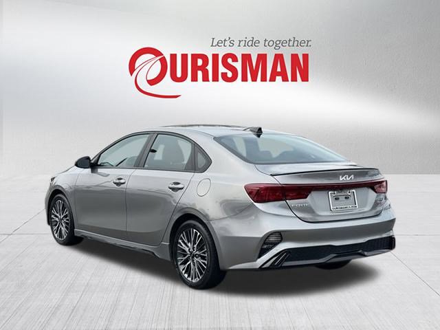 2023 Kia Forte GT-Line photo 4