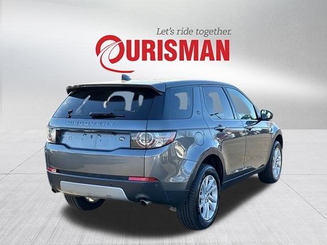 2017 Land Rover Discovery Sport HSE photo 2