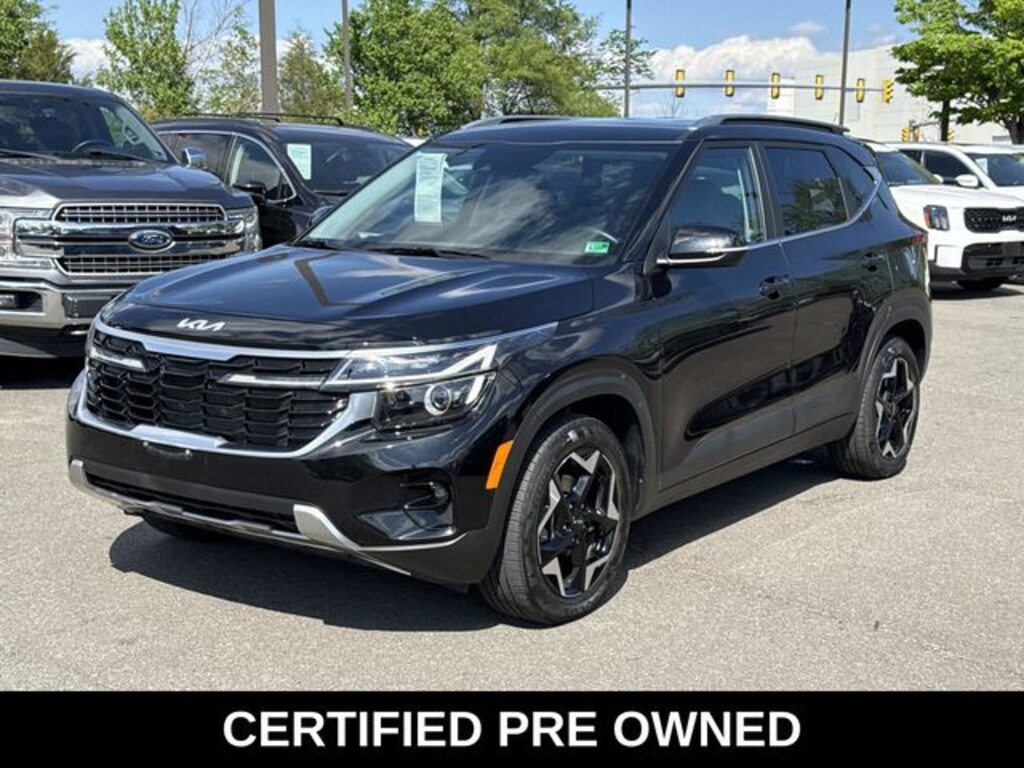 Used 2024 Kia Seltos EX SUV
