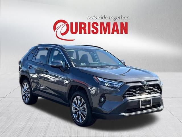 2023 Toyota RAV4 XLE Premium's photo