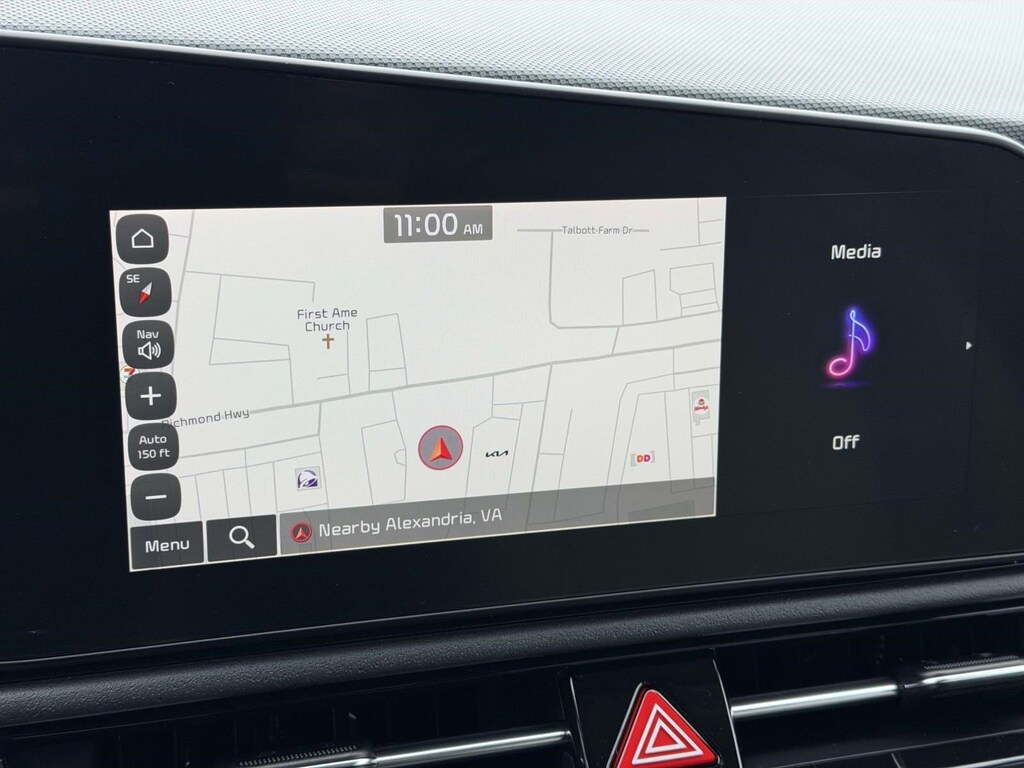 Used 2024 Kia Niro EX SUV