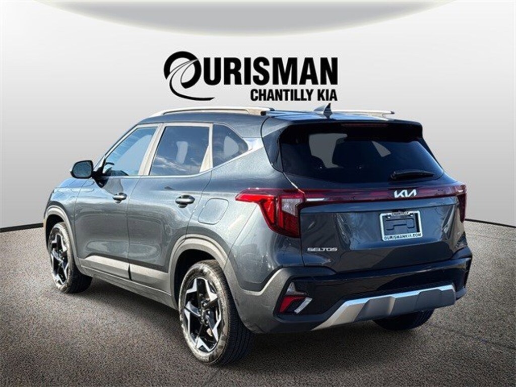 Used 2025 Kia Seltos EX SUV