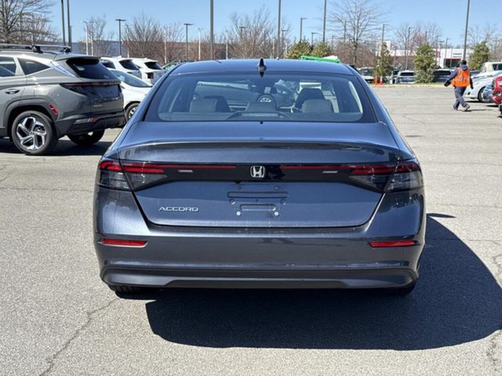 Used 2024 Honda Accord EX Sedan