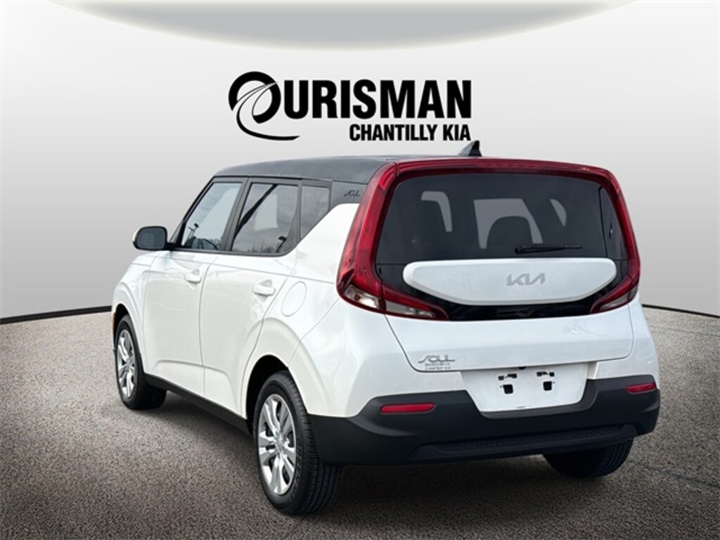 Used 2022 Kia Soul LX Hatchback