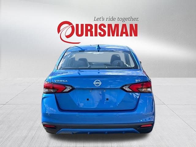 2020 Nissan Versa 1.6 SV photo 3
