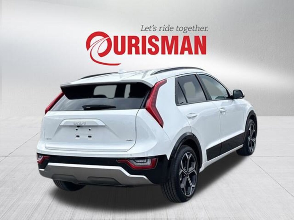 Used 2025 Kia Niro Plug-In Hybrid SX SUV