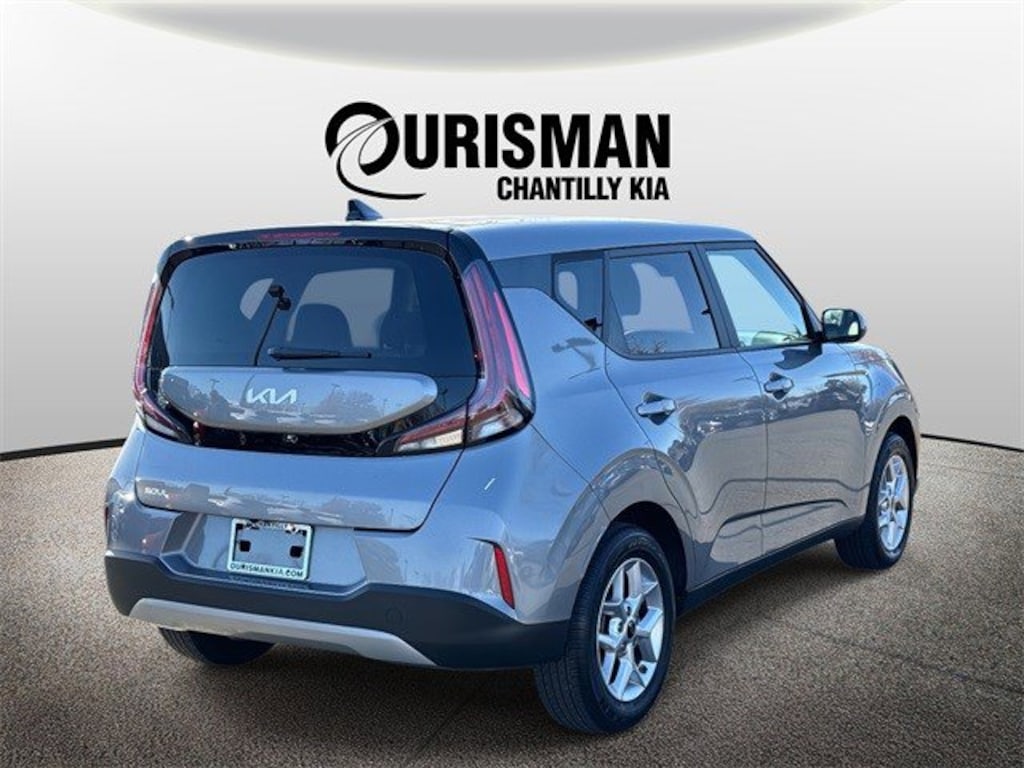 Used 2024 Kia Soul LX Hatchback